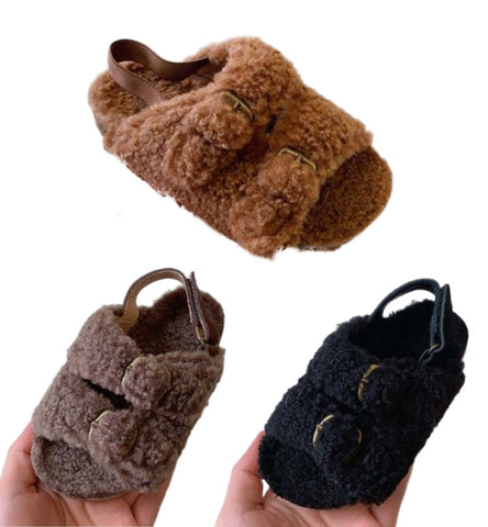 Sweater Weather Sherpa Sandal