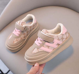 Teddy Sneakers