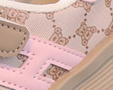 Teddy Sneakers