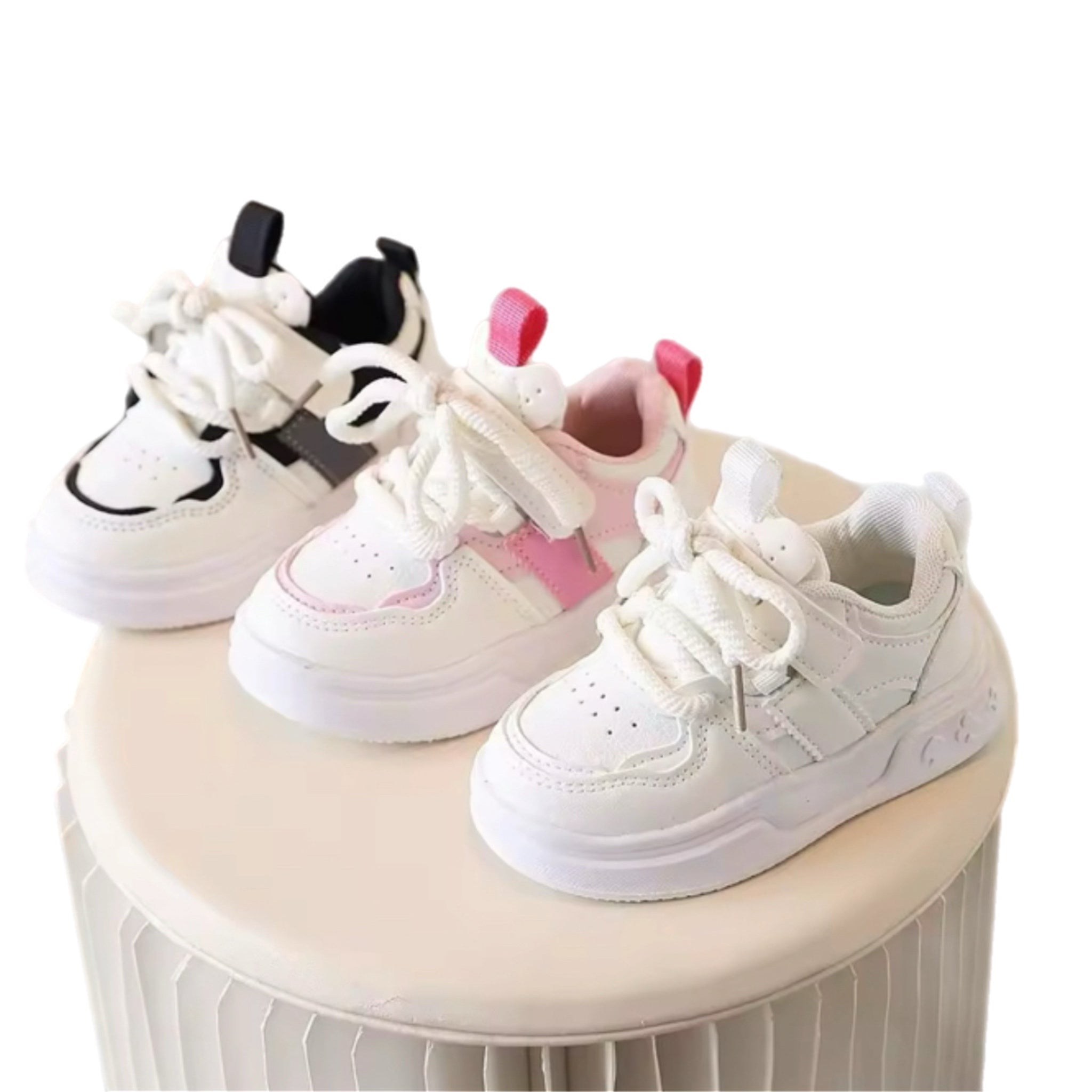 Makenna Sneaker
