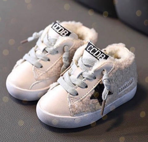 Stella Infant/Toddler Fuzzy Sneaker: Cream